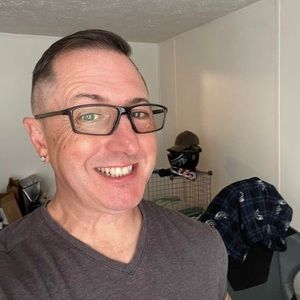 Meet your Posher, Don